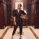 Sonakshi Sinha Instagram – Black mamba! Styled by @mohitrai, assisted by @aakrutisejpal (tap for deets), hair by @themadhurinakhale, makeup by @mehakoberoi ❤️