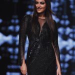 Sonakshi Sinha Instagram – The team behind this look – makeup by @divyachablani15, hair by @themadhurinakhale ❤️