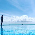 Sonakshi Sinha Instagram – Feelin blue aint such a bad thing after all! Poolside shenanigans at the @fairmont.maldives ❤️ #maldivesislands #fairmontmaldives Fairmont Maldives – Sirru Fen Fushi