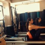 Sonakshi Sinha Instagram – Abs on fire. No… literally! Feeling the burn with this killer core workout with @namratapurohit 👊🏼 #pilatesgirl #coreworkout