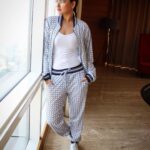 Sonakshi Sinha Instagram - Comfort first! Ready for #WelcomeToNewYork promotions in my @falgunishanepeacockindia tracksuit! Hair by @themadhurinakhale and makeup @ritesh.30 ❤️ #sonastylefile #studmuffin #playitcoolson Mumbai, Maharashtra