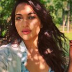 Sonakshi Sinha Instagram – Don’t ever be afraid of shadows … its a constant reminder that there’s light all around ❤️ #sundaymusings  #sundayselfie