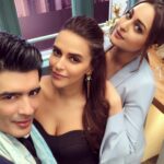 Sonakshi Sinha Instagram - Had the best time on #BffswithVogue today with my favorite @manishmalhotra05 and the hostess with the mostest @nehadhupia! Quite the episode it turned out to be... don’t miss this one! Famous Studio Mahalaxmi Mumbai