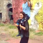 Sonakshi Sinha Instagram – Happy birthday baby @smehraa. You 30. Gotta post this video now so no one believes it. I miss doing stupid shit with you 😂 #longdistancelove #bff #birthdaygirl #smallie #throwback #akira