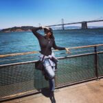 Sonakshi Sinha Instagram – Glorious day in the Golden city… #sonastravels #sanfrancisco #baybridge San Francisco Bay Bridge