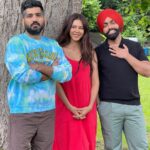 Sonam Bajwa Instagram - All smiles ❤️❤️❤️ #Sherbagga @jagdeepsidhu3 @ammyvirk @thindmotionfilms