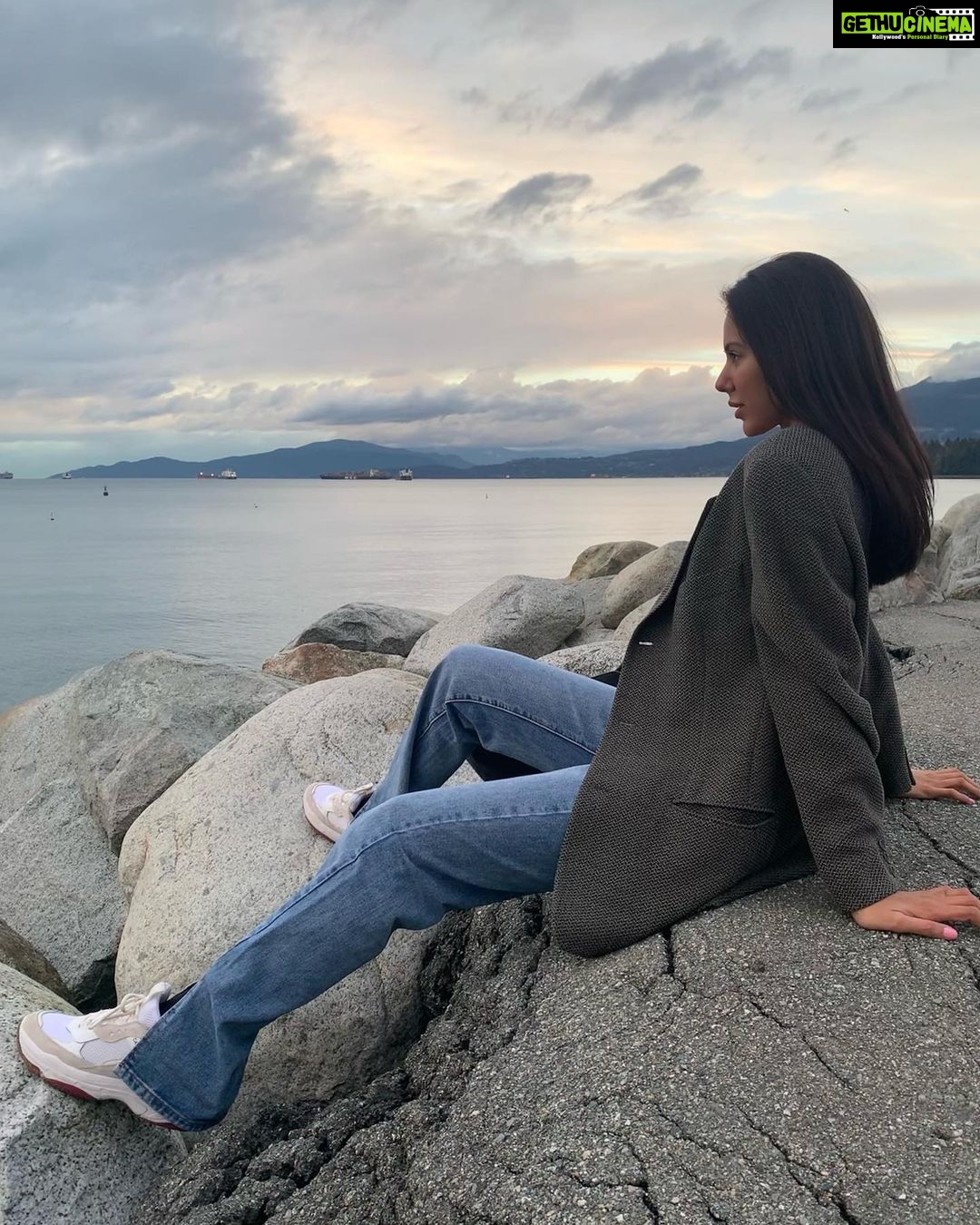 Sonam Bajwa Instagram - Vancouver you are beautiful 🤍