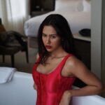 Sonam Bajwa Instagram – ᴵ ᴬᴹ ᴸᴱᴬᴿᴺᴵᴺᴳ ᵀᴼ ᶠᴵᴺᴰ ᴶᴼᵞ ᴿᴵᴳᴴᵀ ᴴᴱᴿᴱ ᴵᴺ ᵀᴴᴱ ᴹᴱˢˢ ᴼᶠ ᵀᴴᴵᴺᴳˢ -ᴹᴴᴺ