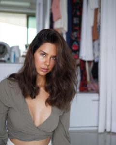 Sonam Bajwa Instagram - Unfiltered core 🤍