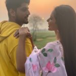 Sonam Bajwa Instagram - ‘Mein Vyah Nahi Karona tere Naal’ 💕 @gurnambhullarofficial @diamondstarworldwide #RupinderInderjit Can’t wait to go back on set 🎥