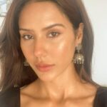 Sonam Bajwa Instagram – It’s been a while I posted a selfie 🤳🏽