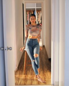 Sonam Bajwa Instagram - Issa look 👀