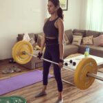 Sonam Bajwa Instagram - Did deadlifts after ages 😤 I know... I know i may not be perfect at doing this yet but I will get there. Hopefully before the quarantine ends.