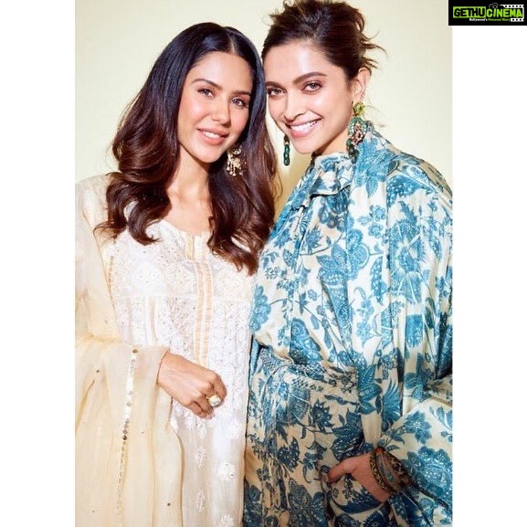 Sonam Bajwa Instagram - I couldn’t stop staring at how beautiful you are @deepikapadukone ❤️ ❤️ Loved talking to you on food ,fun and #Chhapaak 😁😁 Wishing you a super successful release of #Chhapaak on January 10th 2020