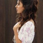 Sonam Bajwa Instagram - Future looks bright 💋