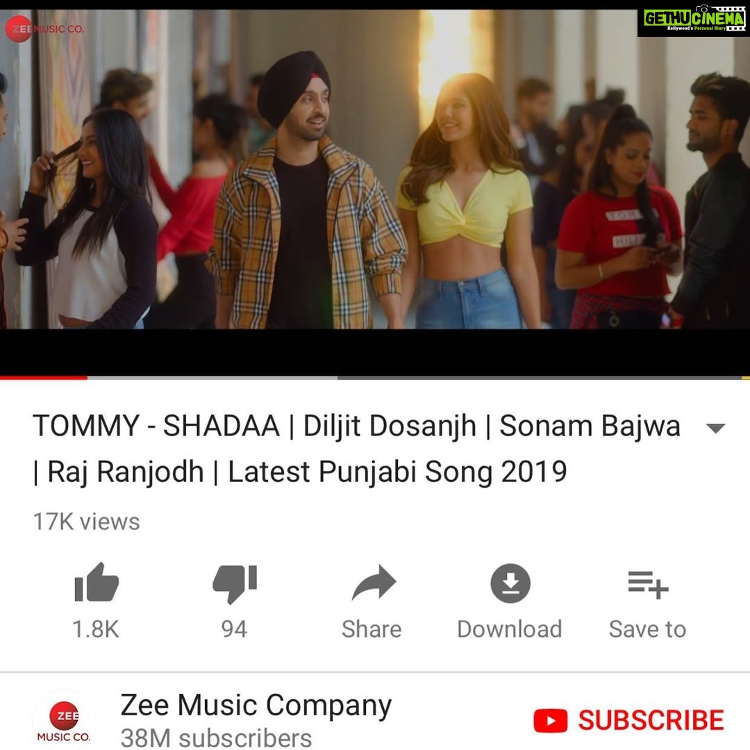 Sonam Bajwa Instagram - Lakk tere patle vaste baniyan Tommy diyan jean’an ni .. #Tommy song with @diljitdosanjh from #Shaada out now, see exclusive on @9xTashanofficial @pitaaratv @diljitdosanjh @rajranjodhji @jslsingh @jagdeepsidhu3 @aandaadvisors @bratfilmsofficial @zeemusiccompany @atulbhalla78 @amitbhalla79 @anurag_singh_films @amanthegill @thepawangill @anuragbedii