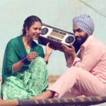 Sonam Bajwa Instagram - Kann laake sunla shindeya #muklawa 24 May nu release ho rahi aa...😍 @ammyvirk