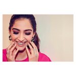 Sonam Kapoor Instagram – I love pink, if you can’t tell 👗:@rejinapyo
Earrings: @h.ajoomal
Rings: @gehnajewellers1
Hair: @alpakhimani
Make up: @mallika_bhat
Styling: @rheakapoor
Assisted by: @vani2790 @spacemuffin27 
Photograph: @thehouseofpixels