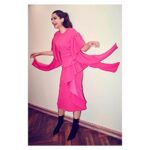 Sonam Kapoor Instagram - Flirting with ruffles and pink 👗:@rejinapyo Earrings: @h.ajoomal Rings: @gehnajewellers1 Hair: @alpakhimani Make up: @mallika_bhat Styling: @rheakapoor Assisted by: @vani2790 @spacemuffin27 Photograph: @thehouseofpixels