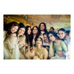 Sonam Kapoor Instagram – Almost all of us… except @rheakapoor @abhilashatd @spacemuffin27 @chandiniw @fionadsouza14 @alpakhimani @artinayar 📸 @reelsandframes