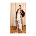 Sonam Kapoor Instagram - for the #BoFVOICES gala dinner In all @anamikakhanna.in STYLE @nikhilmansata 💄 @official_maria_asadi 💇‍♀️ @bbhiral 💎 @priya.ahuja27 ❤️🙏