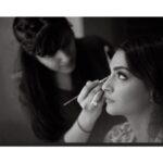 Sonam Kapoor Instagram - Happy happy birthday my dear nammy... no one makes me look more beautiful than you. It’s because you love me like a sister... love you the most! Have the funnest day ever! See you soon! @namratasoni Mumbai, Maharashtra