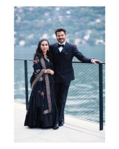 Sonam Kapoor Instagram - 💏 the love that everyone should aspire for @kapoor.sunita @anilskapoor Como, Italy