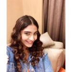 Sonam Kapoor Instagram - Okay I’m obsessed with taking selfies with this phone with portrait mode! #iphonexsmax 🍎