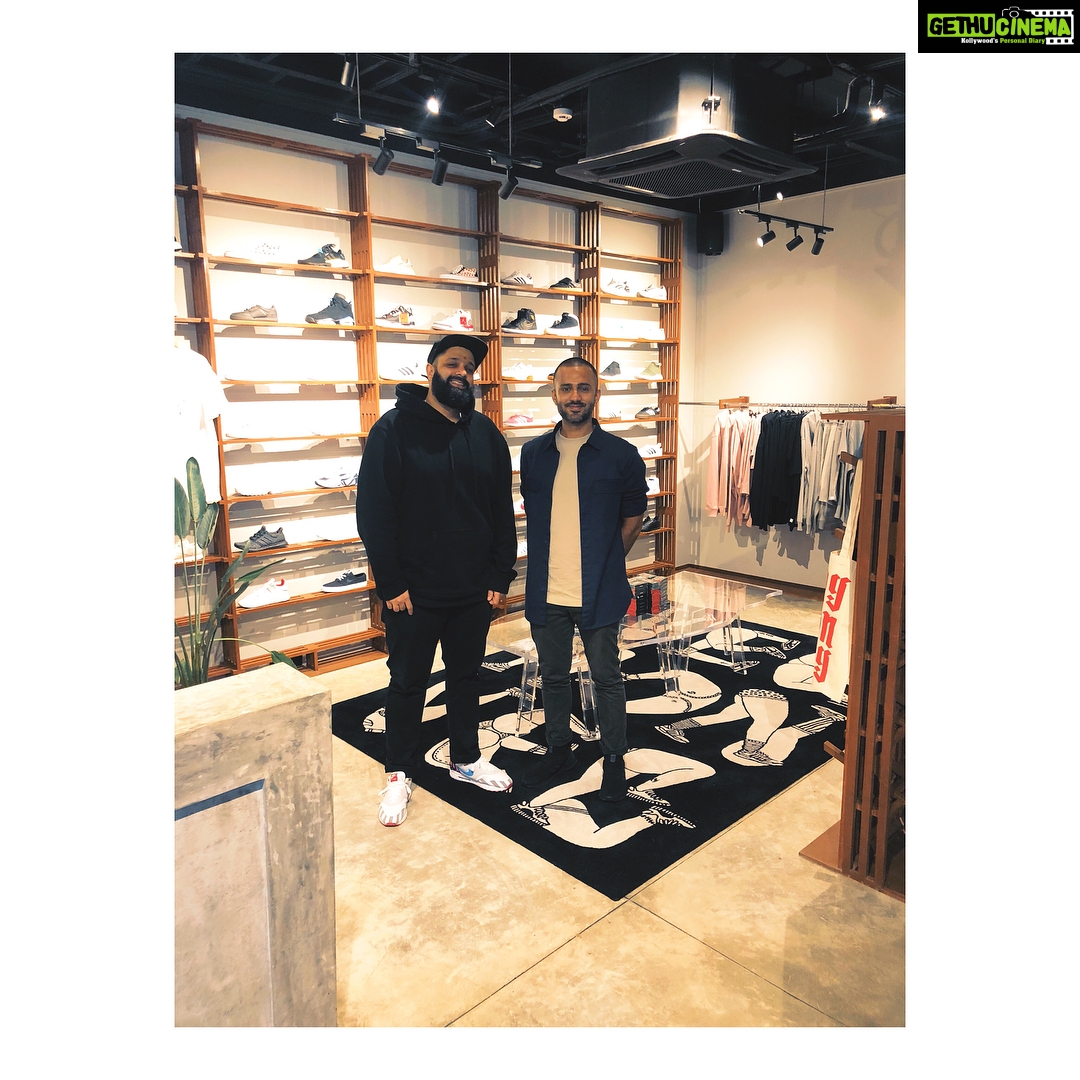 Sonam Kapoor Instagram - Super thrilled to announce the new @bhanelove and @purevnv store in mumbai city! We have a super cute cafe in collaboration with @le15patisserie and @bluetokaicoffee !! Designed by the amazing @thebusride this store is the new place to be!! Mumbai, Maharashtra