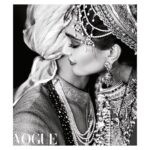 Sonam Kapoor Instagram - #EverydayPhenomenal💫 @anandahuja For @VogueIndia In Anuradha Vakil Photographed by: @signe_vilstrup Creative direction by: @anaitashroffadajania Jewellery by: @kapoor.sunita x @amrapalijewels Styled by: @rheakapoor Hair & Make Up by: @namratasoni