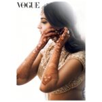 Sonam Kapoor Instagram - #everydayphenomenal 💫 @anandahuja Thank you @VogueIndia ♥️ In @abujanisandeepkhosla Jewelry by: @kapoor.sunita Photographed by: @signe_vilstrup Creative direction by: @anaitashroffadajania Styled by: @rheakapoor Hair and Make-up by: @namratasoni