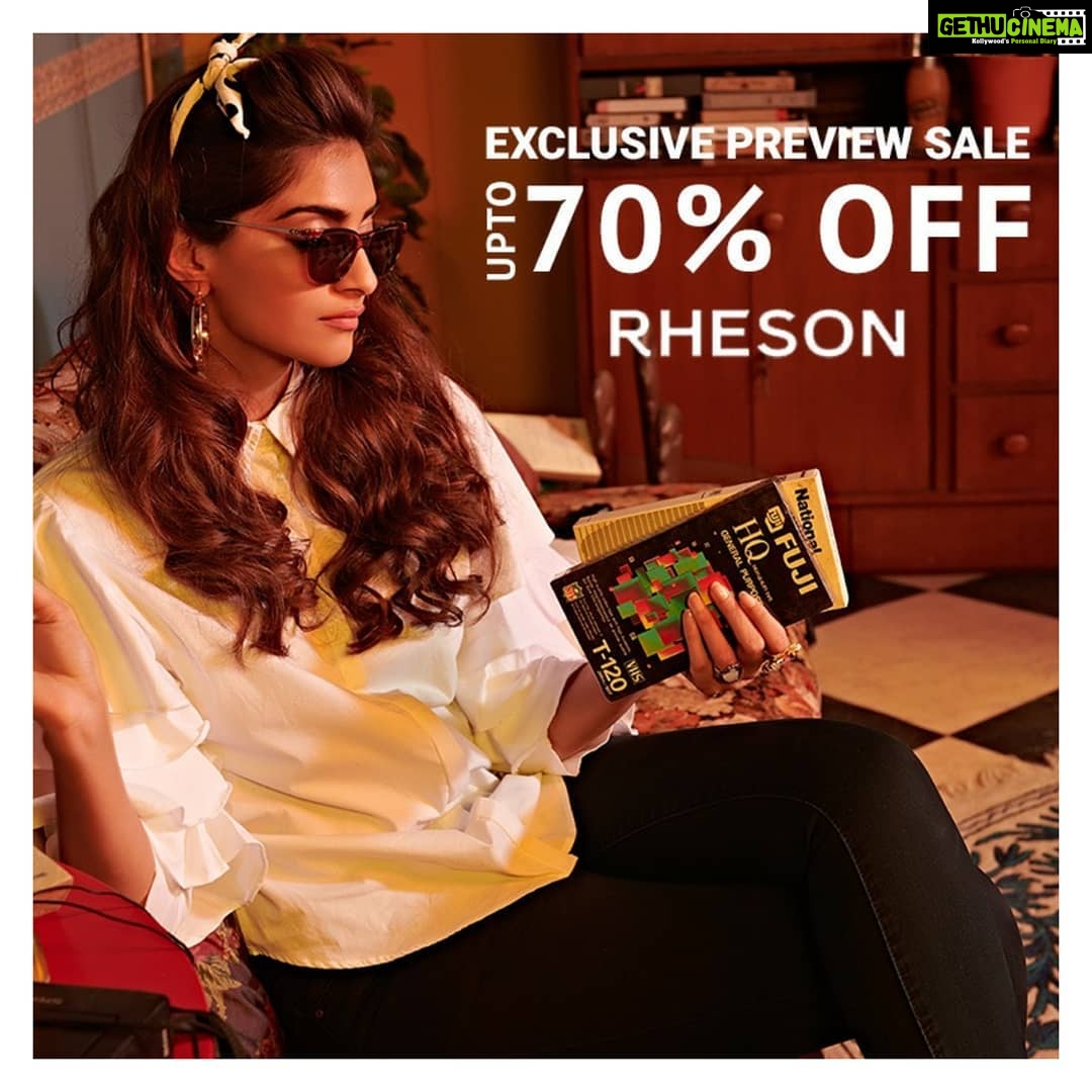 Sonam Kapoor Instagram - We got you the right #RhesonsToBeHappy! Get shopping from our Exclusive Preview Sale on @shoppers_stop & @amazonfashionin - Link in bio #NoRhesonICant #80sFashion @wearerheson @rheakapoor