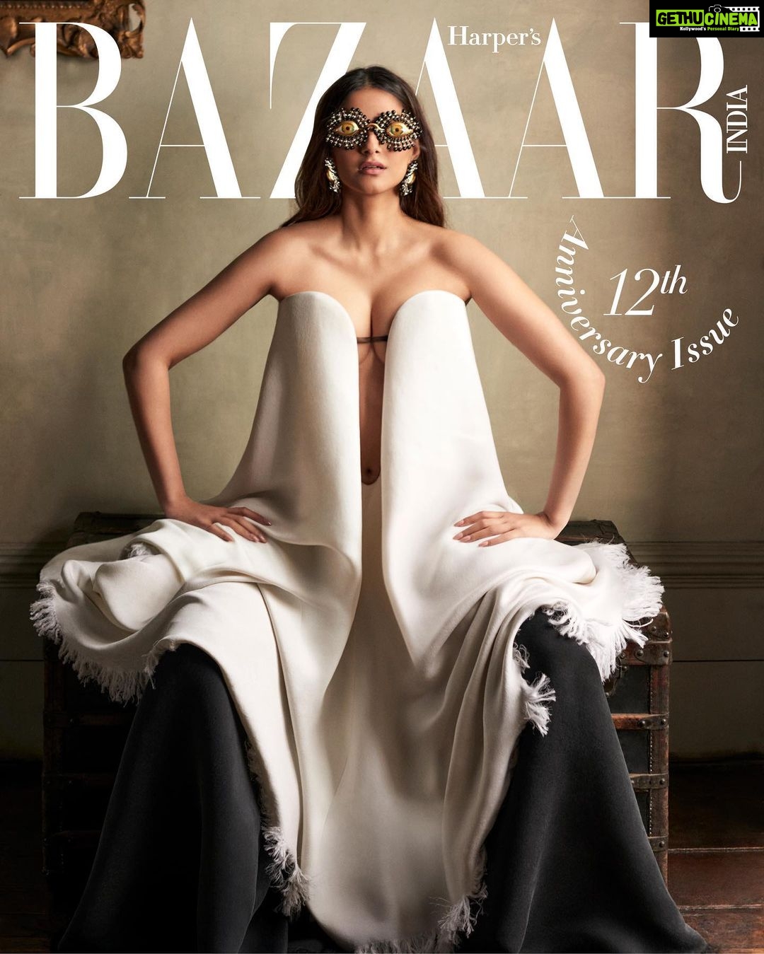 Sonam Kapoor Instagram - #Bazaarturns12 @bazaarindia Digital Editor: Nandini Bhalla (@nandinibhalla ) Photographs by: Damian Foxe (@damianfoxe ) Styled by: Elad Bitton (@mrbitton ) Hair: Dayaruci (@dayaruci ) at @thewallgroup Make-up: Maria Asadi (@official_maria_asadi ) Stylist’s assistant: Rachel Allen Actor’s Reputation Management: @media.raindrop U.K. publicist : @chandnimodha_ Post production : @loveretouch Outfit : Silk Duchess Satin Dress and Trousers, Resin Bead Trompe l'oeil Earrings, and matching glasses, Schiaparelli. @schiaparelli