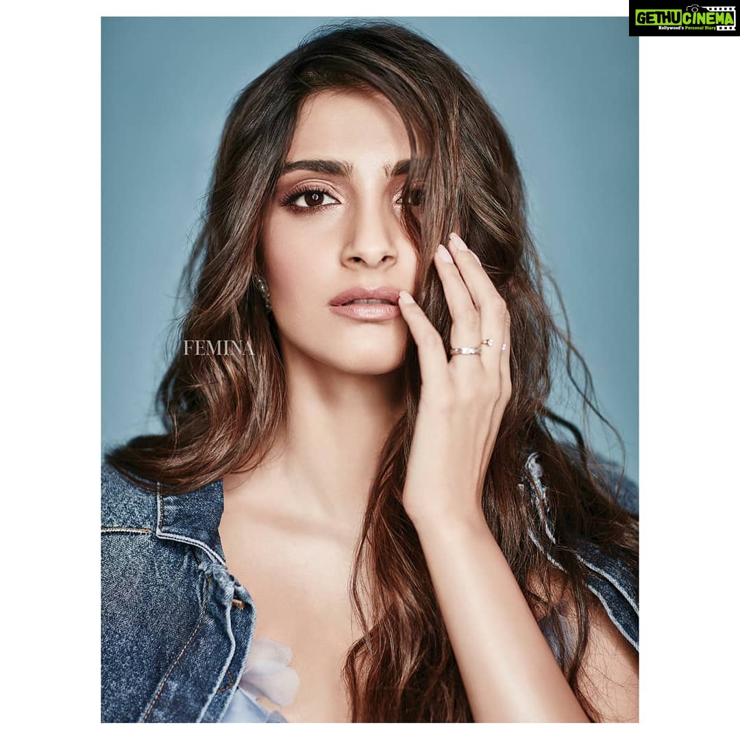 Sonam Kapoor Instagram - No matter what avatar you take, whether it be of a friend, professional, partner or family, always stay true to who you are! That's the best gift you can give someone. For @feminaindia π: @ruban_fashion Jacket: @alexandermcqueen @mytheresa.com π : @louboutinworld Rings: @gehnajewellers1 @anmoljewellers @zoyajewels Earrings: @shrutisushma Hair: @bbhiral Make up: @artinayar Styled by: @chandiniw & @abhilashatd Assisted by: @shivani.sarin πΈ: @arjun.mark