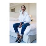 Sonam Kapoor Instagram - For @lorealmakeup cinema and beauty video In @simonerocha_ and @bhanelove @sergiorossi 💄 @namratasoni 💇‍♀️ @stephanelancien Styled by- @rheakapoor and @thedeepkailey Assistants - @chandiniw @lydie_harrison 📷 @thehouseofpixels #cannes2018 #lorealparisindia #lorealcannes #lorealskin #lorealmakeup @lorealmakeup @lorealhair @lorealskin