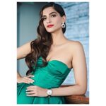 Sonam Kapoor Instagram - #IWC150 For @iwcwatches_india @iwcwatchesarabia 👗: @ashistudio 👠: @manoloblahnikhq 👩🏻:@namratasoni 💎: @chopard Styling:@rheakapoor Styling Assistants: @abhilashatd Styling Assistants: @chandiniw 📸:@thehouseofpixels