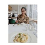Sonam Kapoor Instagram - Always in @wearerheson even when detoxing! 😂 📷 @anandahuja #missing @rheakapoor