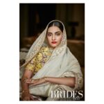 Sonam Kapoor Instagram - In @anamikakhanna.in for the cover of @bridestodayin  Editor: @nupurmehta18 Fashion editor: @ayeshaaminnigam Fashion assistant: @shauryaathley Photographer: @arjun.mark HMU: @namratasoni assisted by @hair.studio.suhas and @richajain_mua @makeupbynyrika  Assistants: @vedhikaghotge and @harshitadaga01 #BridesTodayIn #IDOANDHOW #newbeginnings #februaryissue2018 #twocovers