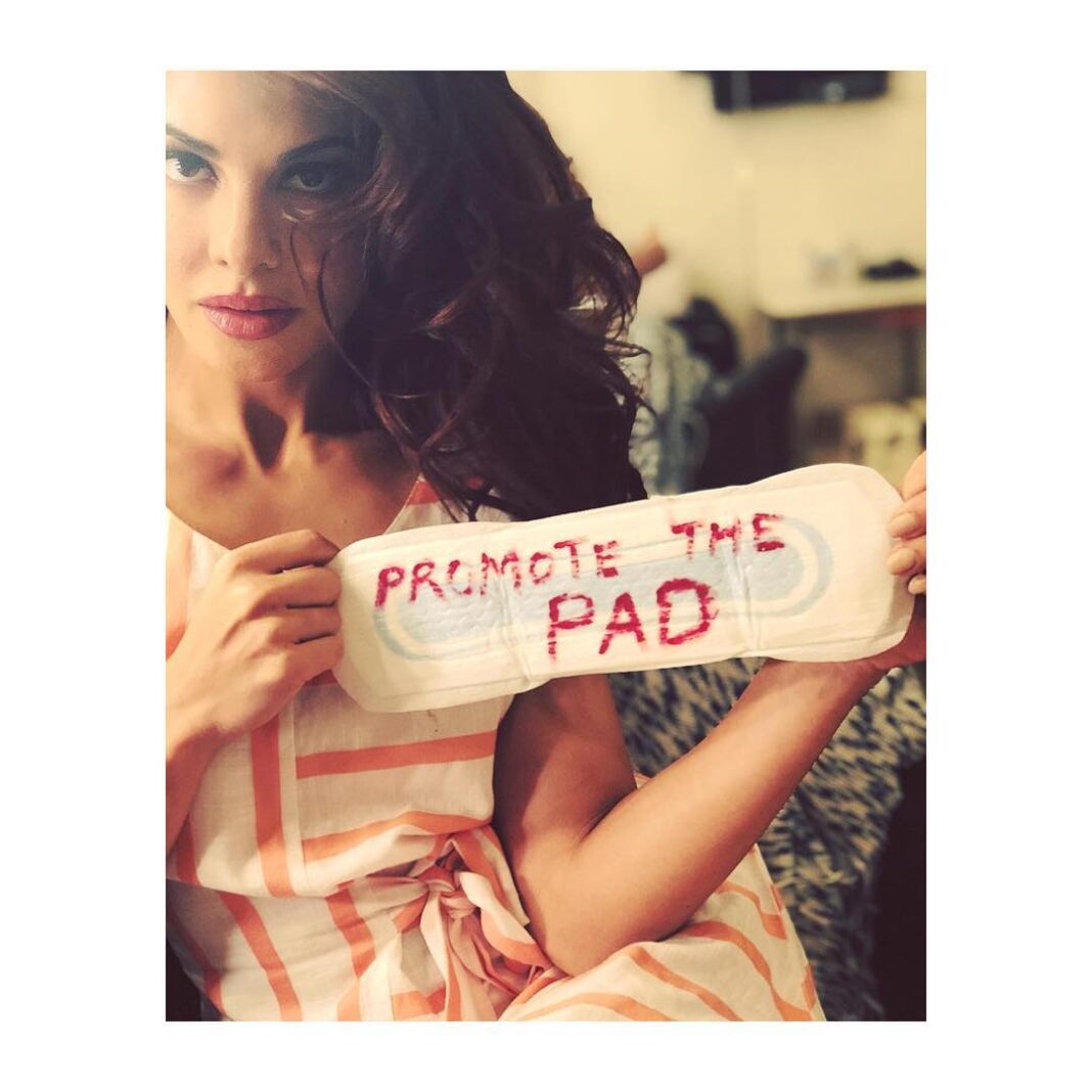 Sonam Kapoor Instagram - #Repost @jacquelinef143 ・・・ 10% of girls in India think menstruation is a disease.. 14% suffer from menstrual infections... all the best team #padman @akshaykumar @sonamkapoor R Balki this is an amazing initiative!! I nominate all those girls who want to make a difference in this world!! Promote the pad!!!