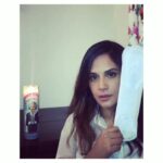 Sonam Kapoor Instagram – #Repost @therichachadha
・・・
#PadmanChallenge accepted. ❤️🤗🙌🏽While we’re at it, can we discuss the removal of luxury tax from sanitary napkins? With GST, pads become 1/3rd more expensive. 88% of females have no access to sanitary pads in India… I nominate my Fukra boys @pulkitsamrat @fukravarun @oyemanjot and director @mriglamba “मासिक धर्म” पर 15% luxury tax नहीं लगना चाहिए बल्कि ये शत प्रतिशत महिलाओं के लिए उपलब्ध होनें चाहिए। periods के साथ जोड़े अंधविश्वासों को ख़त्म करना चाहिए। औरतें मंदिर में जाएं और रसोई में भी …और ज़रूरत पड़े तो आराम करें। चिल। @akshaykumar @radhikaofficial @sonamkapoor @reallyswara