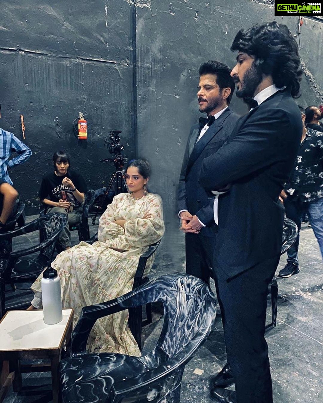 Sonam Kapoor Instagram - Happy happy 30th Birthday my darling @harshvarrdhankapoor , you are the apple of my eye and you know it.. I donβt know if itβs a good thing π. You deserve the world and more. Love you lots π¦ βοΈ π π₯ π #akvsak #scorpioseason #scorpio (also Iβm so grateful that we could spend your 30th birthday together. )