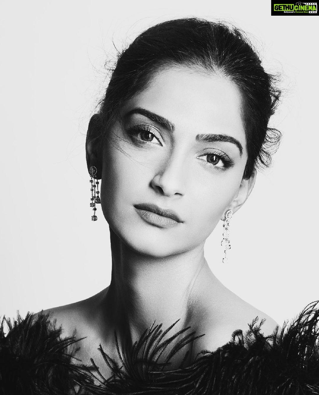 Sonam Kapoor Instagram - One of my favourite portraits, I was at my most pensive, it was a day or two after #neerja released, despite the success and adulation I wasn’t feeling ecstatic.. @rammadhvani said it was a feeling of equanimity which is good. I took a year off to feel something better than what I was feeling , in that journey in falling in love with who I was I meet my life partner @anandahuja . This picture is a symbol of a crossroads to the journey of fulfilment, that doesn’t come with work or a relationship, it comes with being someone who doesn’t need any of the above to complete them but someone who is inspired by themselves to feel complete.