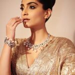 Sonam Kapoor Instagram - “Flower petals may adorn – but they only epitomize the roots that run deeply.” - Her Highness Sheikha Fatima bint Hazza bin Zayed Al Nahyan @Bulgari #HighJewelry #Jannah #FromRomeToAbuDhabi Outfit: @itrhofficial Jewels: @bulgari Bag: @lilianafshar Make up: @artinayar Hair: @alpakhimani Style: @rheakapoor Styling team: @spacemuffin27 @sanyakapoor @manishamelwani @aleeyasheikh Photographer: @thehouseofpixels Manager: @neeha7