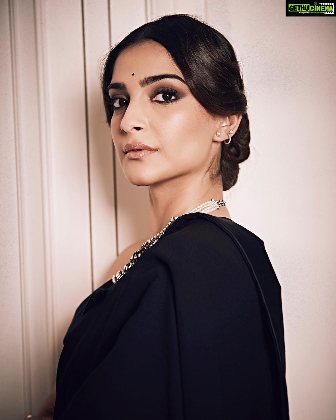 Sonam Kapoor Instagram - Last night was emotional. I witnessed the master Jean Paul Gautier’s final couture show. He dressed me for my first major International Red carpet in Cannes and will forever hold a special place in my heart. Fifty years of incredible craftsmanship and Haute Couture. Outfit: @jpgaultierofficial Jewel: @amrapalijewels Styled by: @rheakapoor Assisted by: @spacemuffin27 Photographed by: @thehouseofpixels
