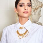 Sonam Kapoor Instagram – For @maisonvalentino Haute Couture! 
Outfit: @maisonvalentino 
Jewellery: @amrapalijewels 
Styled by: @rheakapoor @spacemuffin27 @vani2790 @manishamelwani  @sanyakapoor 
Photographed by: @thehouseofpixels