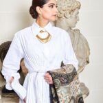 Sonam Kapoor Instagram – For @maisonvalentino Haute Couture! 
Outfit: @maisonvalentino 
Jewellery: @amrapalijewels
Shawl: @kapoor.sunita 
Styled by: @rheakapoor @spacemuffin27 @vani2790 @manishamelwani  @sanyakapoor 
Photographed by: @thehouseofpixels