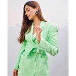 Sonam Kapoor Instagram - 💚💚💚 Outfit: @osmanstudio Earrings: @the.peterdo Shoes: @gianvitorossi Styled by: @rheakapoor Assisted by: @vani2790 @manishamelwani @sanyakapoor @ria.kothari Makeup: @tanvichemburkar Hair: @jrmellocastro Photographed by @thehouseofpixels