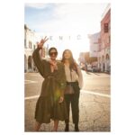 Sonam Kapoor Instagram - 📍 A photo at the Venice sign is a must! ✌ Right @rheakapoor? Cali vibes, wish you were here 🌊! #LAtheKapoorWay #discoverLA Venice Sign