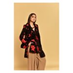 Sonam Kapoor Instagram - 🌺🌺 Look @roland_mouret Bag @wearerheson Shoes @armani Makeup @savleenmanchanda Hair @alpakhimani Style @rheakapoor Team @manishamelwani @vani2790 @sanyakapoor @ria.kothari