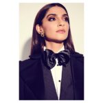 Sonam Kapoor Instagram – Legendary

For @iwcwatches_india  A Gentleman’s Evening 
Suit @ralphlauren 
Earrings @risnjewels 
Rings @diamantinafinejewels 
Style @rheakapoor 
Team @vani2790 @manishamelwani @sanyakapoor 
Glam @tanvichemburkar 
Hair @bbhiral 
Photographs @thehouseofpixels